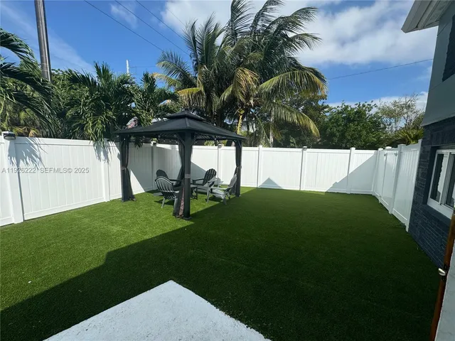 $860,000 | 1904 Southwest 28th Street, Fort Lauderdale, FL 33315