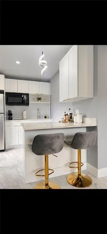 $860,000 | 1904 Southwest 28th Street, Fort Lauderdale, FL 33315