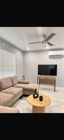 $860,000 | 1904 Southwest 28th Street, Fort Lauderdale, FL 33315