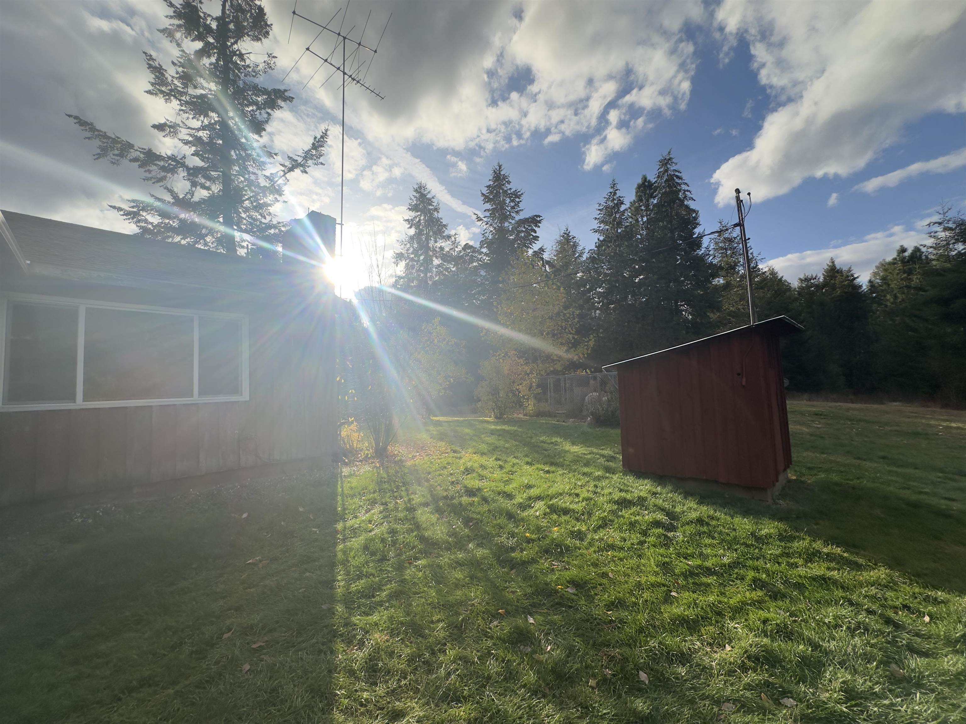 8922 East Lindgren Road Spokane, WA 99217 - Photo 2 of 43