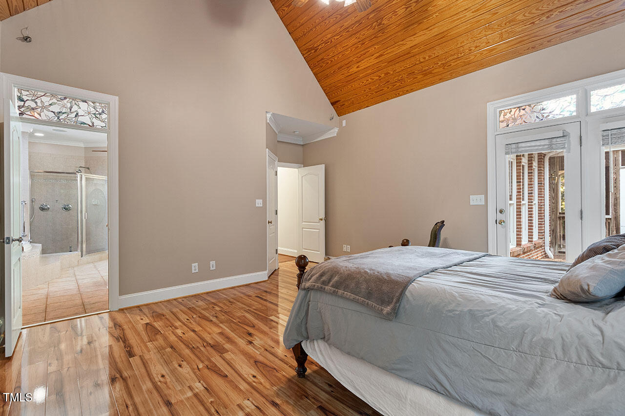 12817 Strickland Road Raleigh, NC 27613 - Photo 32 of 49