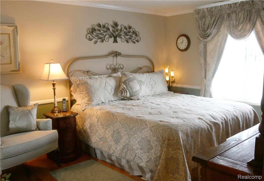 1606 Rustic Ridge Road Canton, MI 48188 - Photo 28 of 43 028 MASTER BEDROOM.jpg