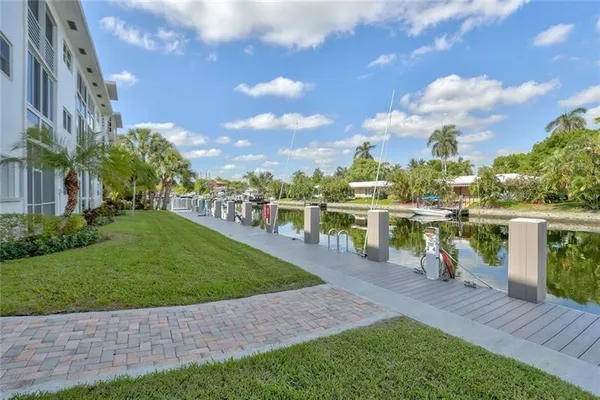 $249,900 | 1461 South Ocean Boulevard, Unit 211, Lauderdale-by-the-Sea, FL 33062
