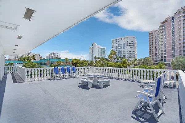 $249,900 | 1461 South Ocean Boulevard, Unit 211, Lauderdale-by-the-Sea, FL 33062