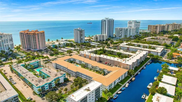 $249,900 | 1461 South Ocean Boulevard, Unit 211, Lauderdale-by-the-Sea, FL 33062