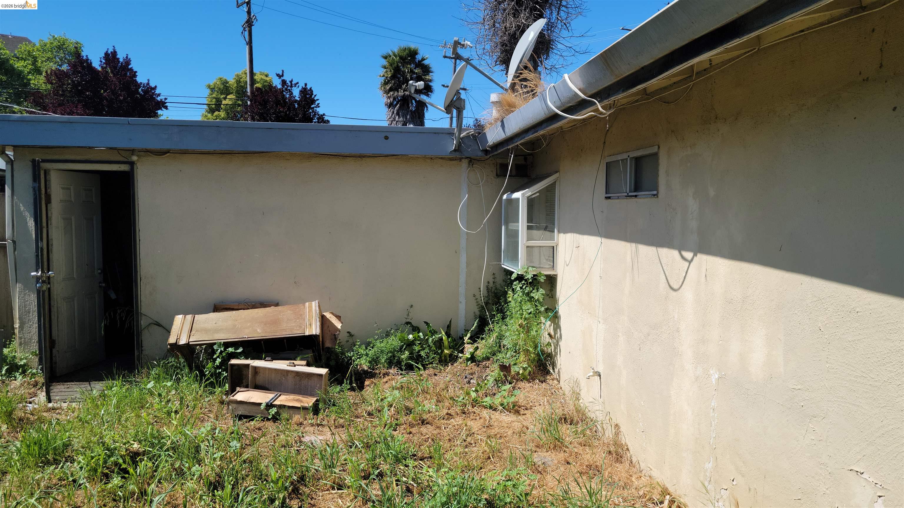 2190 Giant Road San Pablo, CA 94806 - Photo 14 of 14