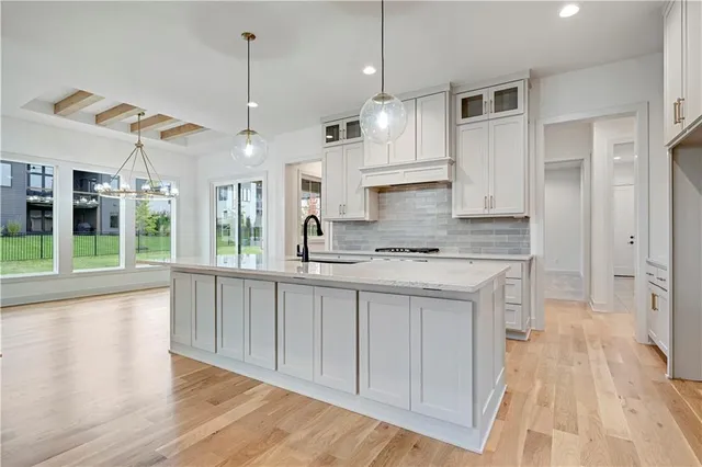 $1,175,000 | 17021 King Street, Overland Park, KS 66221