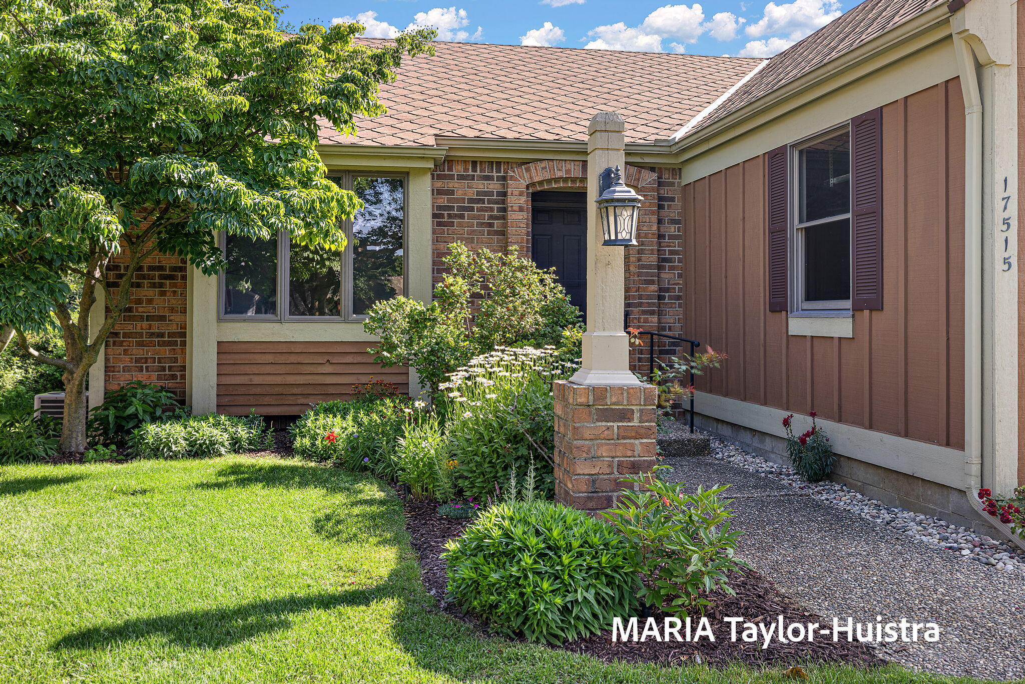 17515 Meadow Wood Road, Unit 30 Spring Lake, MI 49456 - Photo 6 of 47 6-web-or-mls-1G1A7784