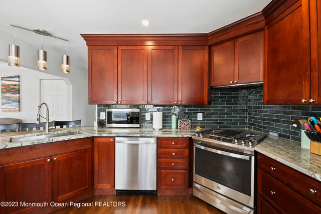 $2,400 | 110 11th Avenue, Unit 2, Belmar, NJ 07719