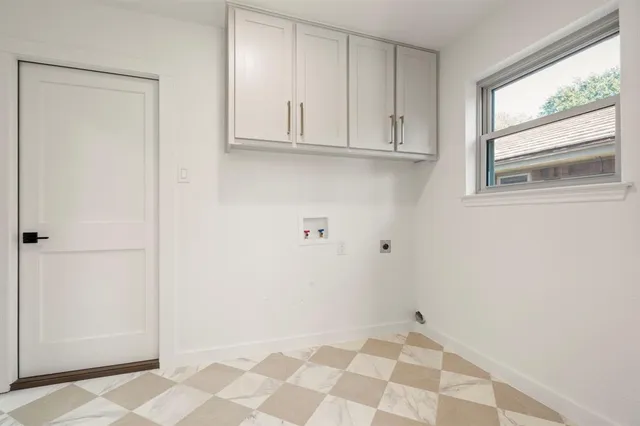 $465,000 | 906 Purdue Drive, Arlington, TX 76012