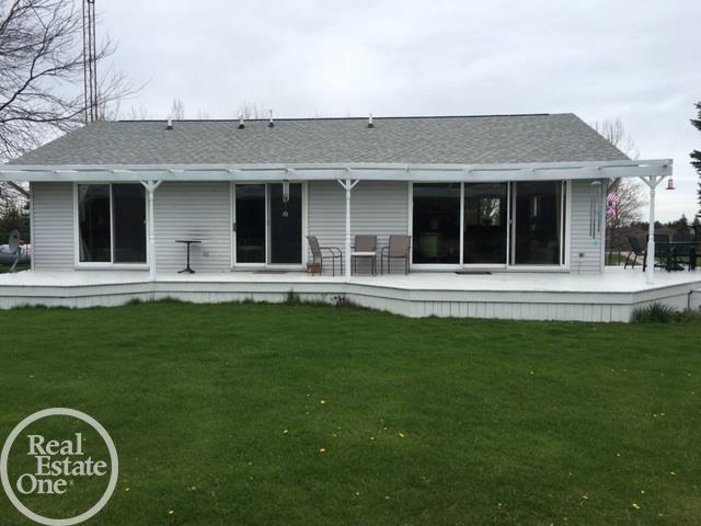 6595 Comstock Road Jeddo, MI 48032 - Photo 2 of 56 31288901-1.JPG
