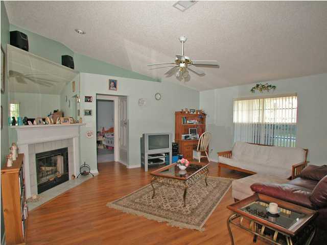 2730 Riverside Landing Drive Navarre, FL 32566 - Photo 3 of 10 Additional Photo