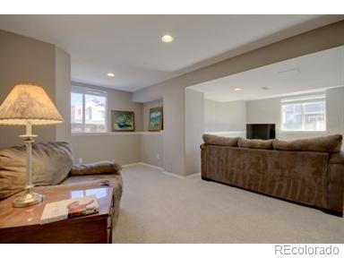 9802 Bathurst Way Highlands Ranch, CO 80130 - Photo 16 of 19 Gallery Image 16