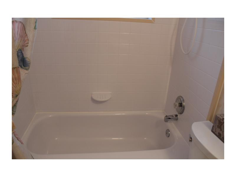 674 Northwest 12th Road Boca Raton, FL 33486 - Photo 28 of 31 Bathroom