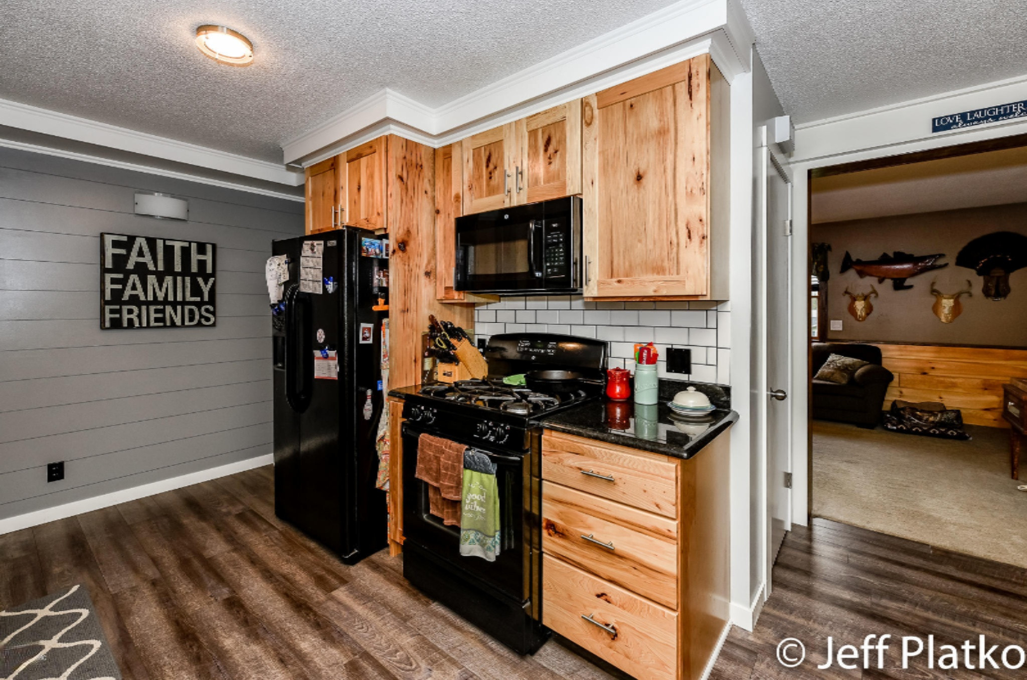 121 Rasmussen Drive Trufant, MI 49347 - Photo 5 of 51 7 Kitchen-2