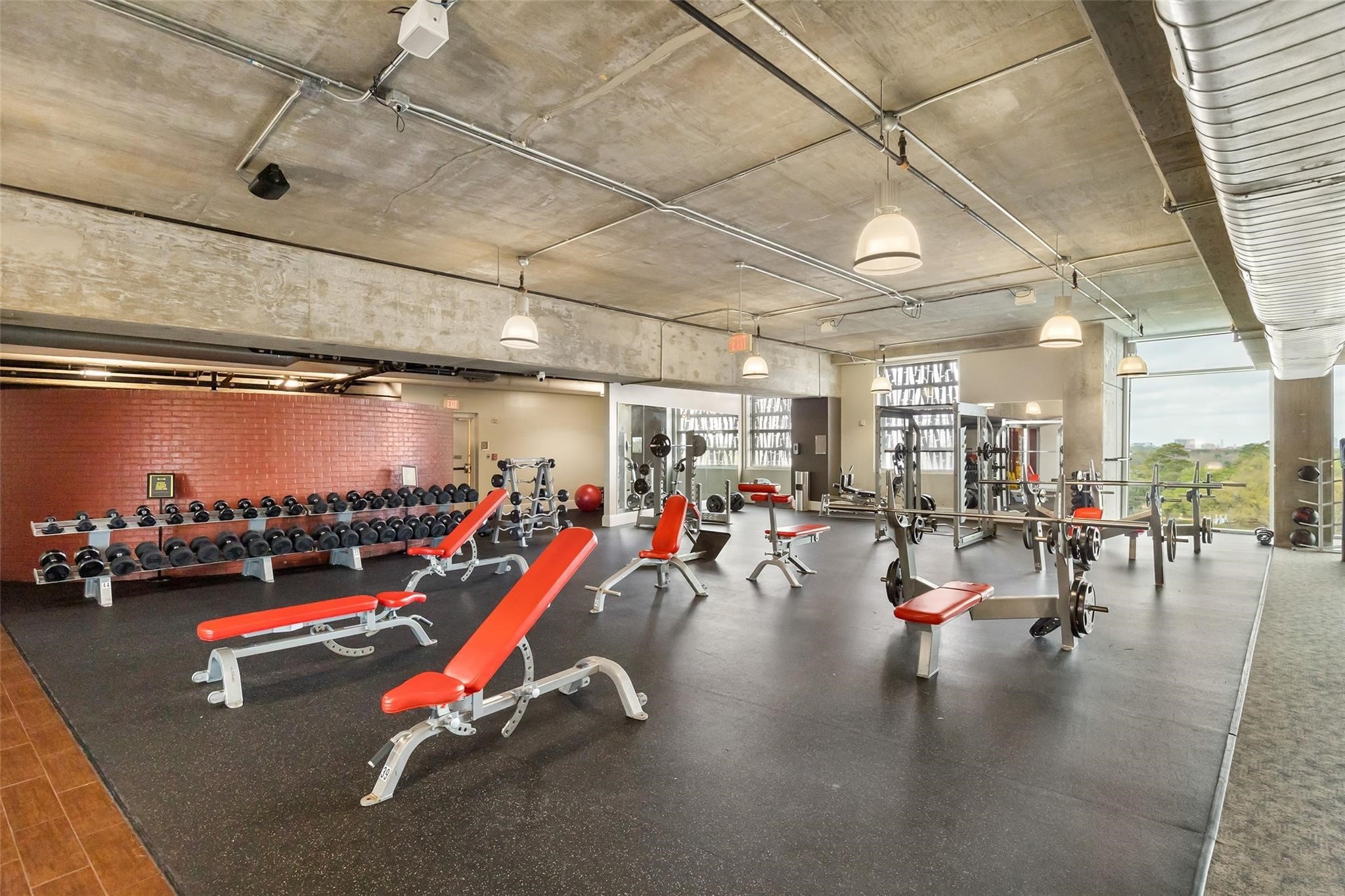 5925 Almeda Road, Unit 12308 Houston, TX 77004 - Photo 29 of 48 a view of a room with gym equipment
