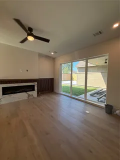 $1,575,000 | 309 Avenue Of Oaks Street, Houston, TX 77009