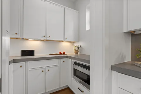 $1,499,999 | 309 Avenue Of Oaks Street, Houston, TX 77009