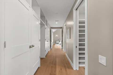 $1,499,999 | 309 Avenue Of Oaks Street, Houston, TX 77009