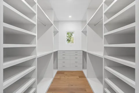 $1,499,999 | 309 Avenue Of Oaks Street, Houston, TX 77009