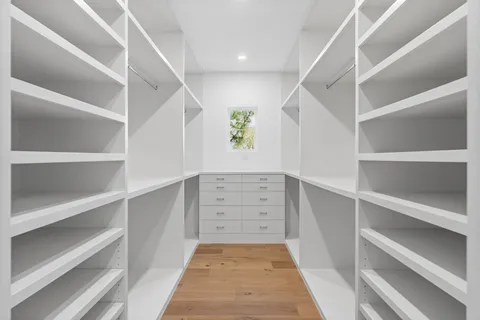 $1,499,999 | 309 Avenue Of Oaks Street, Houston, TX 77009