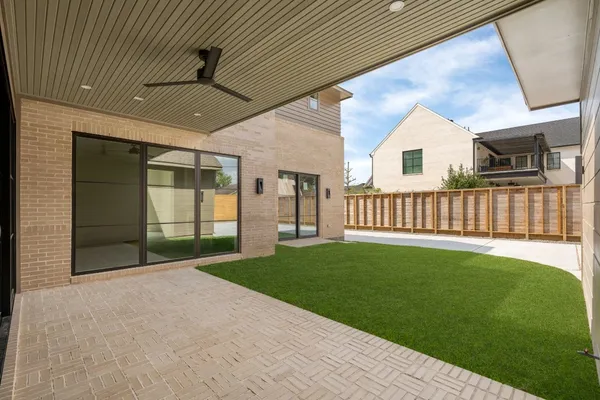 $1,575,000 | 309 Avenue Of Oaks Street, Houston, TX 77009