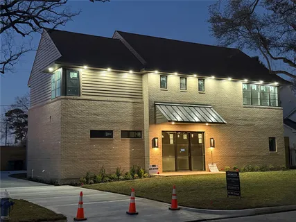 $1,575,000 | 309 Avenue Of Oaks Street, Houston, TX 77009