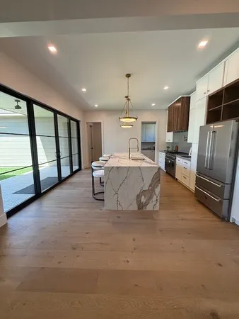 $1,575,000 | 309 Avenue Of Oaks Street, Houston, TX 77009