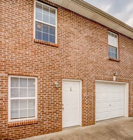 535 Lafayette Road Clarksville, TN 37042 - Photo 1 of 5 a view of front door