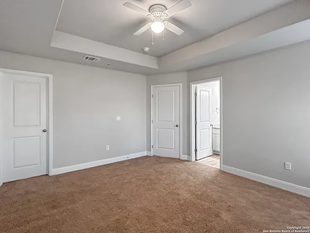 $1,400 | 13002 Reid Meadows, Live Oak, TX 78233