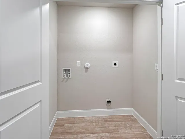 $1,400 | 13002 Reid Meadows, Live Oak, TX 78233