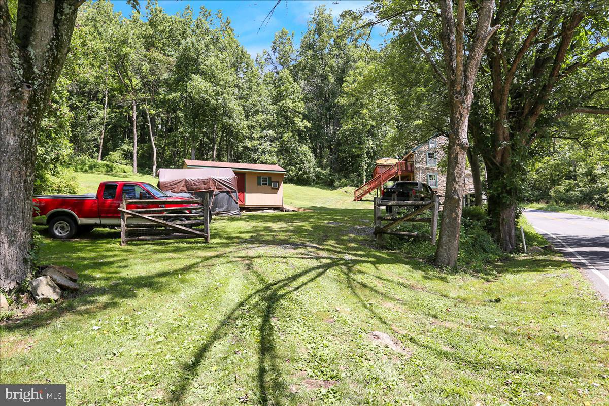 212 Conrad Road Alburtis, PA 18011 - Photo 11 of 31 Gallery Image 11