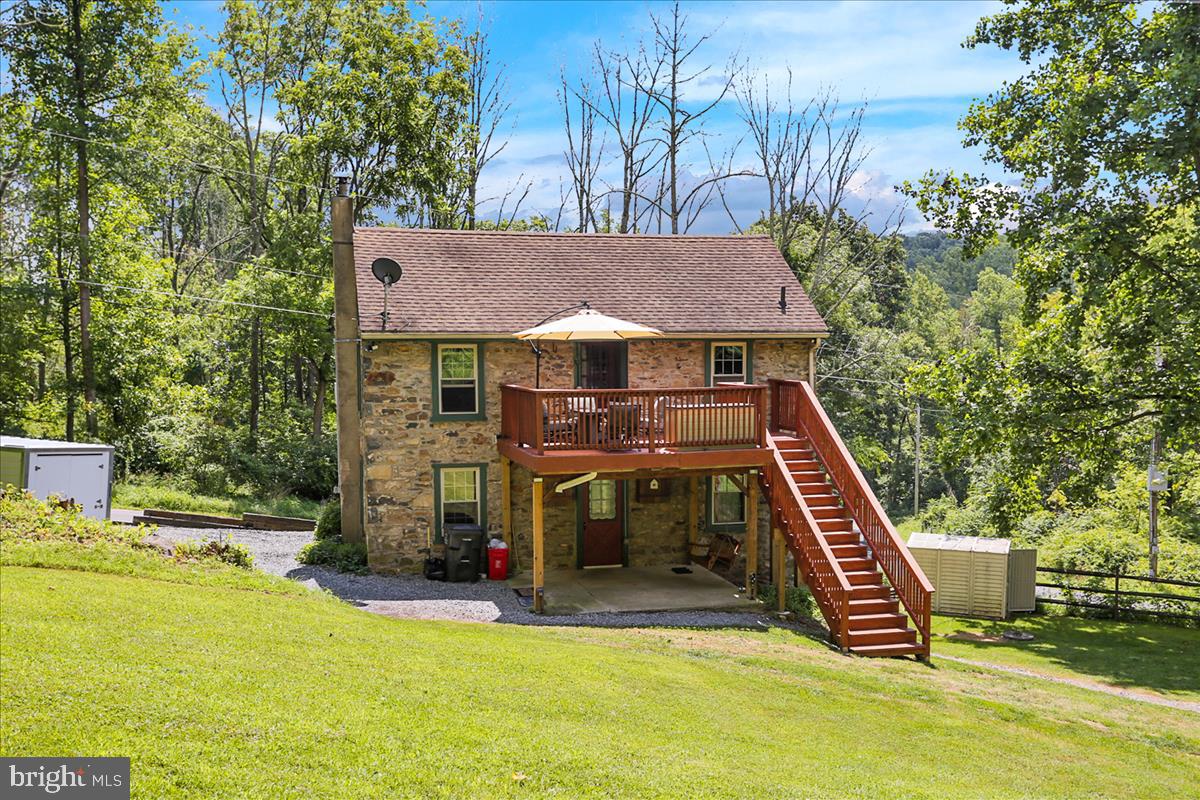 212 Conrad Road Alburtis, PA 18011 - Photo 5 of 31 Gallery Image 5