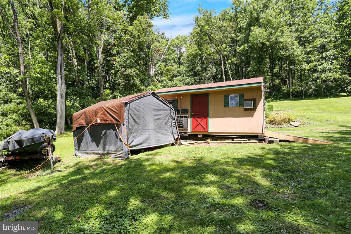 212 Conrad Road Alburtis, PA 18011 - Photo 10 of 31 Gallery Image 10