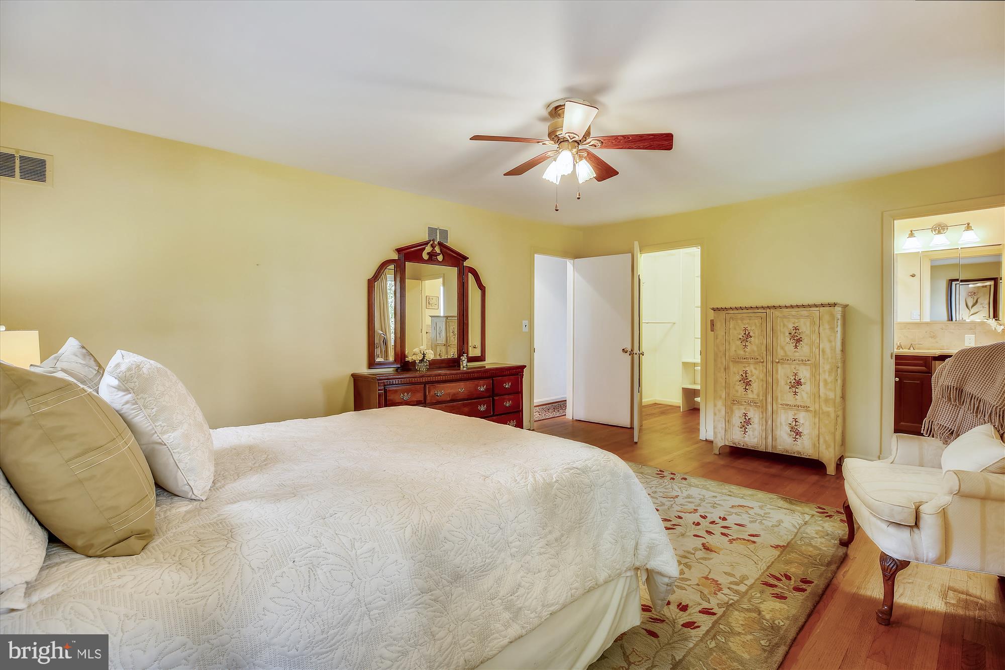9900 Old Spring Road Kensington, MD 20895 - Photo 23 of 126 Gallery Image 23