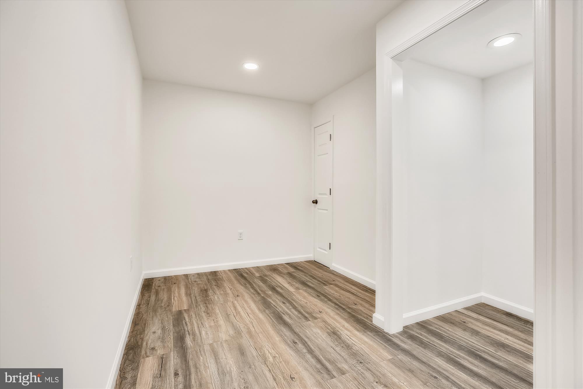 9900 Old Spring Road Kensington, MD 20895 - Photo 55 of 126 Gallery Image 55