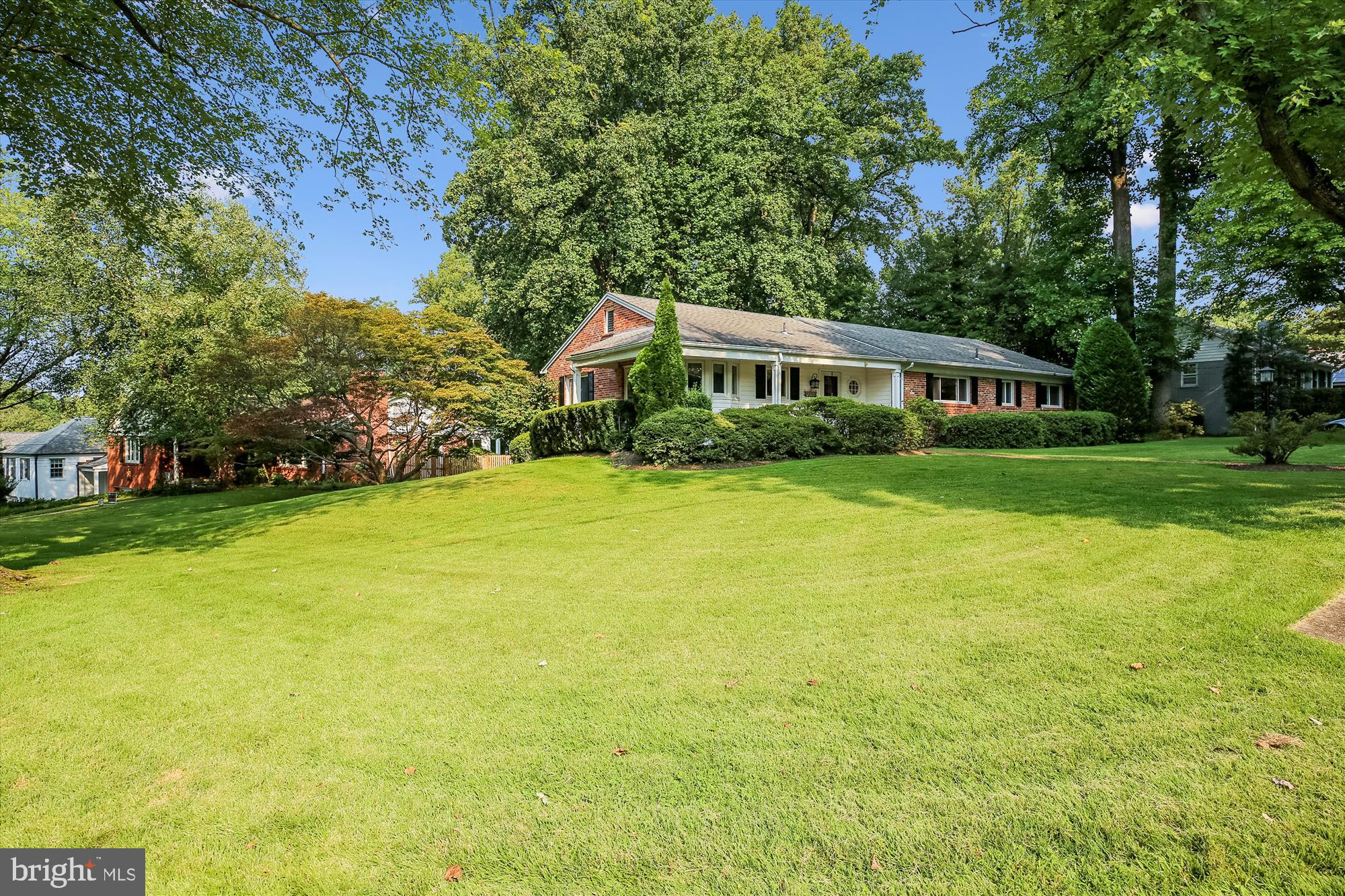 9900 Old Spring Road Kensington, MD 20895 - Photo 70 of 126 Gallery Image 70