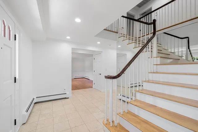 a view of entryway and hall