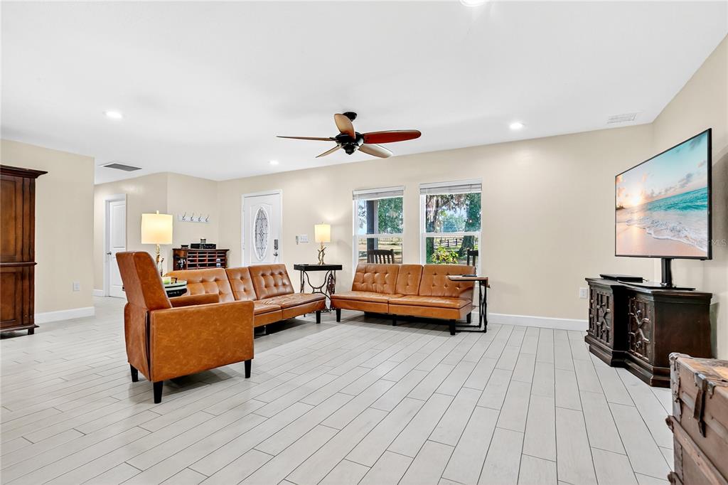 1801 West Highway 329 Citra, FL 32113 - Photo 5 of 36