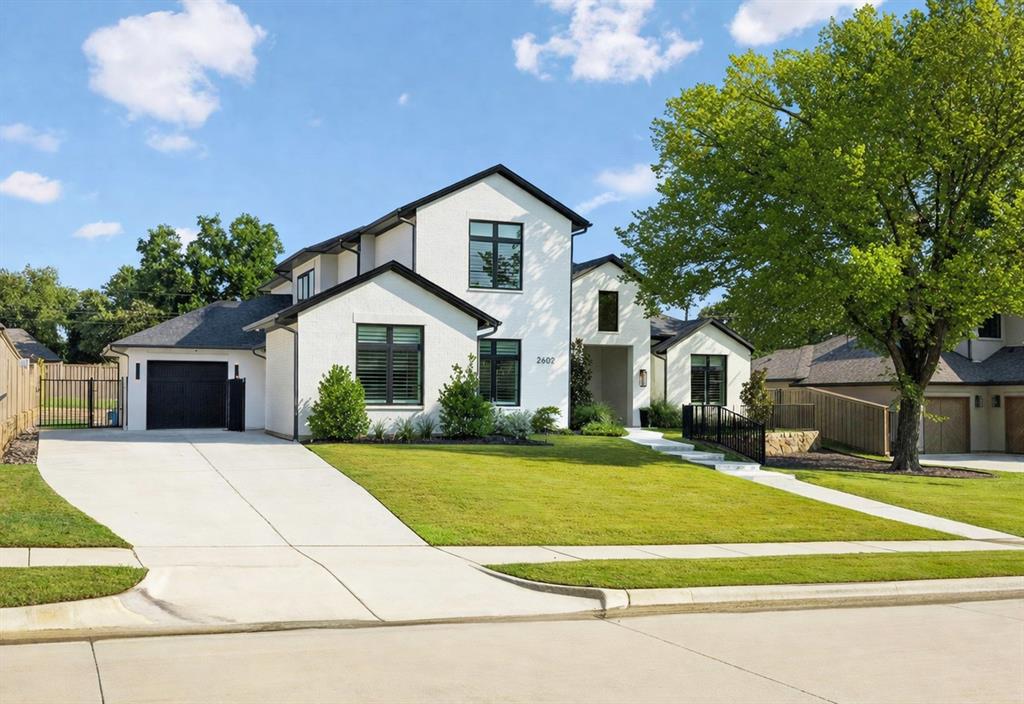 2602 Pointe Court Colleyville, TX 76034 - Photo 2 of 30