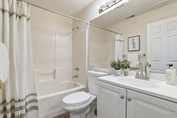 $969,000 | 6121 Lambeck Lane, San Jose, CA 95119