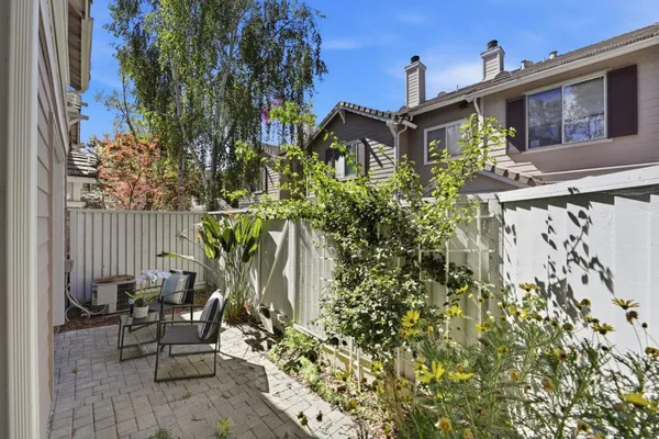 $969,000 | 6121 Lambeck Lane, San Jose, CA 95119