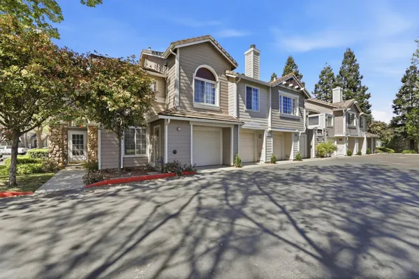 $969,000 | 6121 Lambeck Lane, San Jose, CA 95119