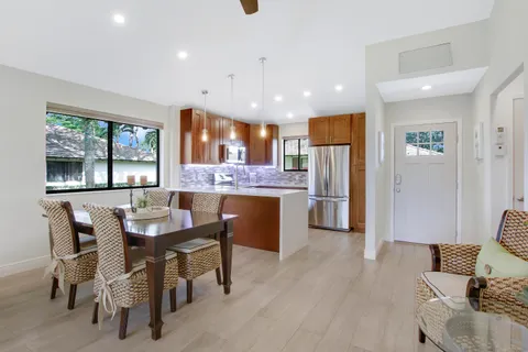 $4,400 | 533 Club Drive, Palm Beach Gardens, FL 33418