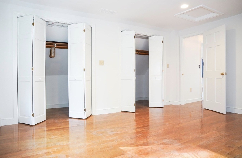 241 New Bedford Road Rochester, MA 02770 - Photo 28 of 34 Gallery Image 28