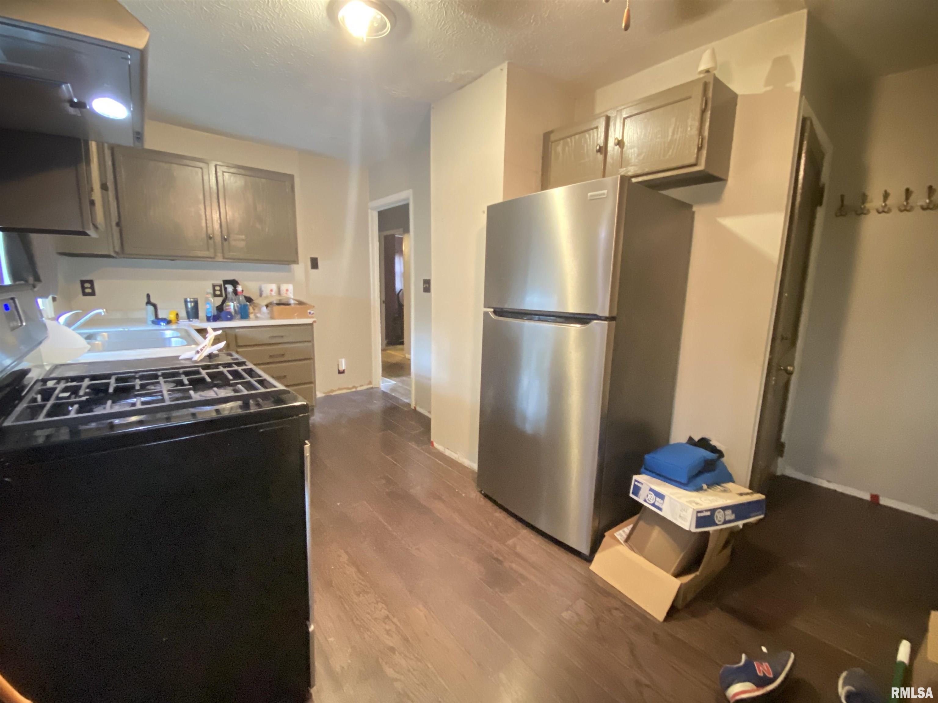 37 Belle Place Springfield, IL 62704 - Photo 6 of 18