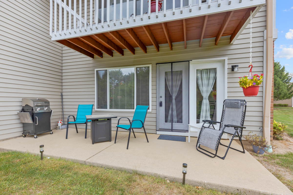 320 Crestview Drive, Unit B Wauconda, IL 60084 - Photo 27 of 28
