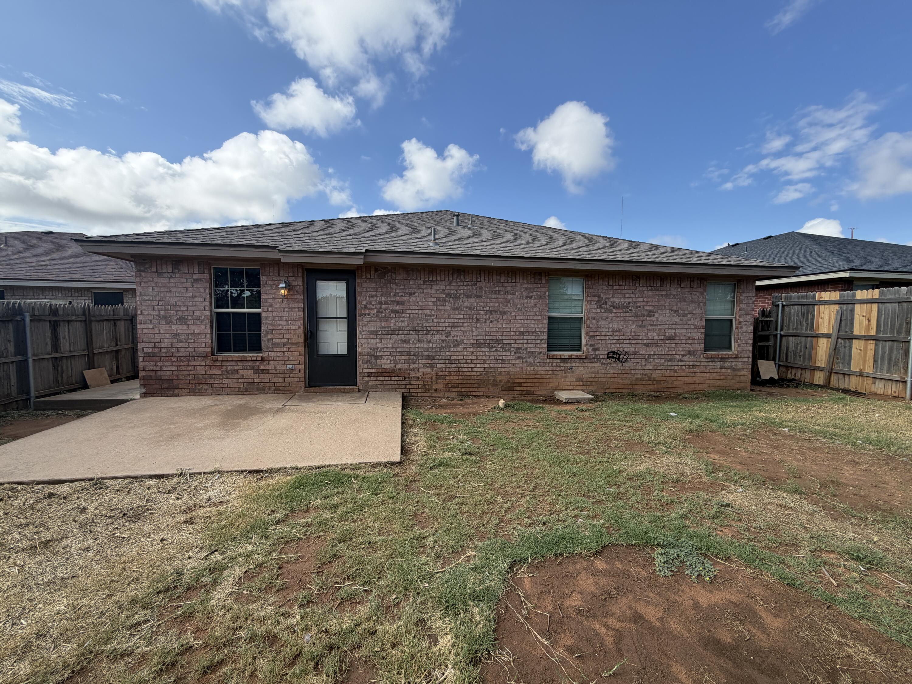 1430 78th Street Lubbock, TX 79423 - Photo 13 of 14 Back