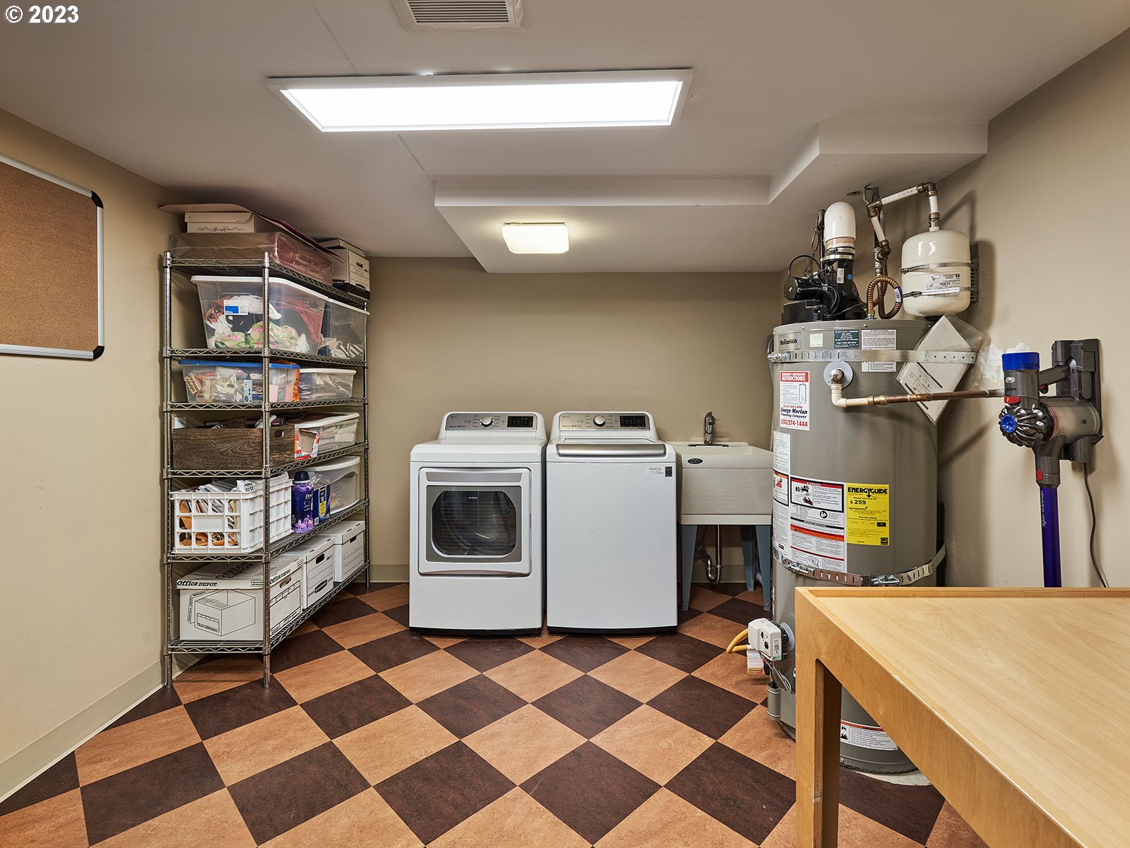 8485 Southwest Ridgeway Drive Portland, OR 97225 - Photo 26 of 28 Gallery Image 26