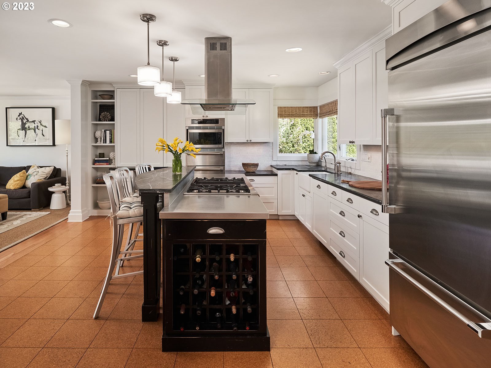 8485 Southwest Ridgeway Drive Portland, OR 97225 - Photo 7 of 28 Gallery Image 7